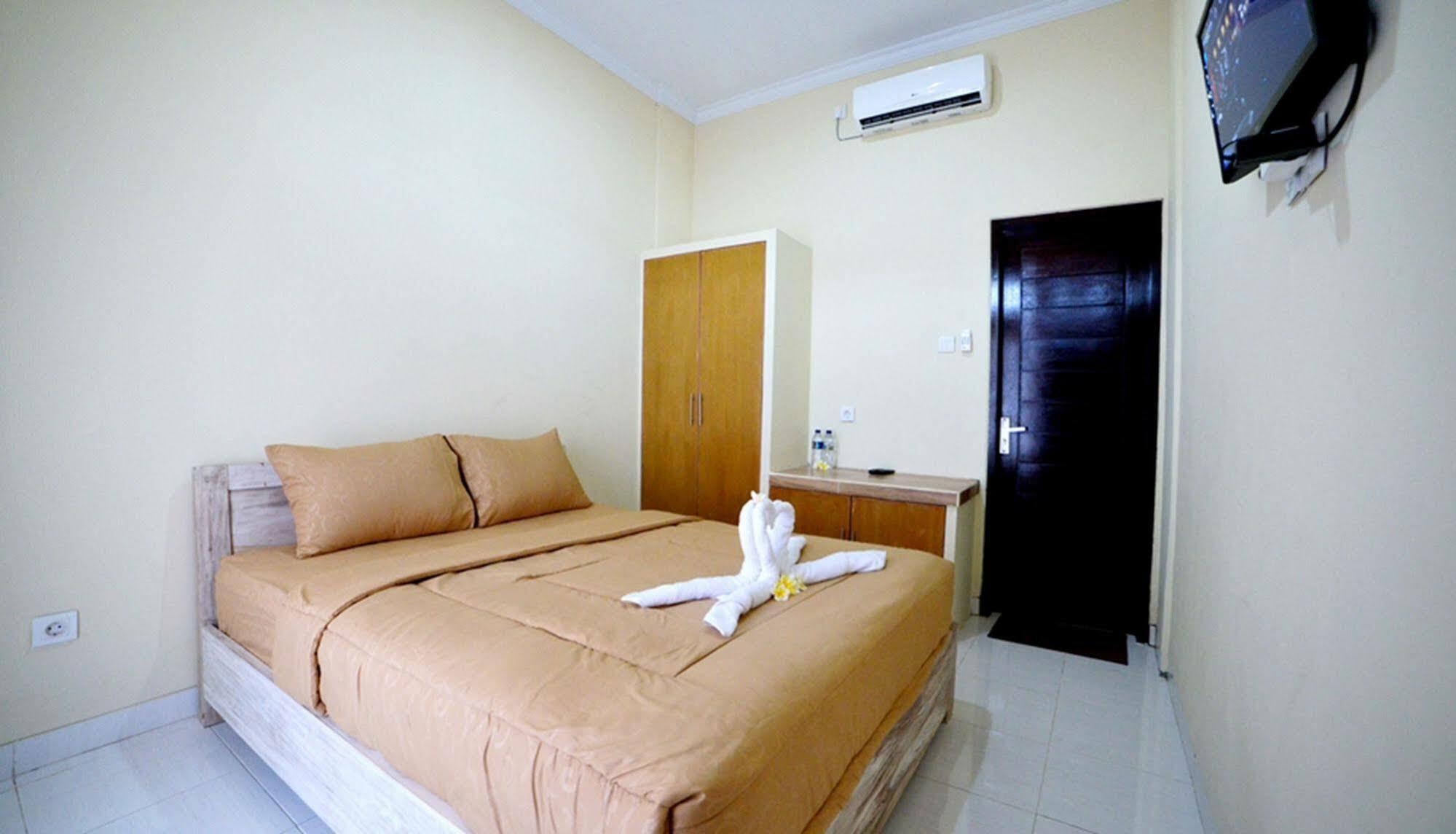Ratu Guest House Kuta Selatan Luaran gambar
