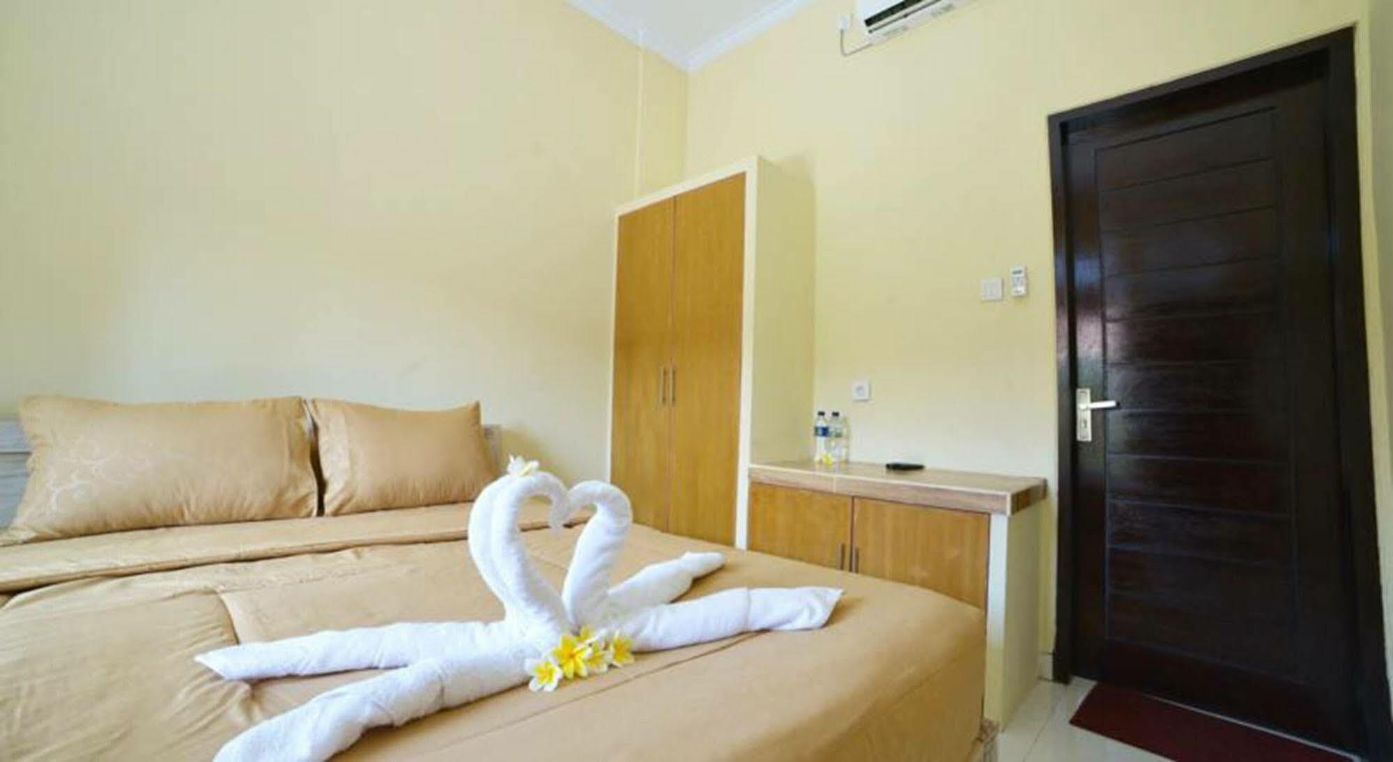 Ratu Guest House Kuta Selatan Luaran gambar